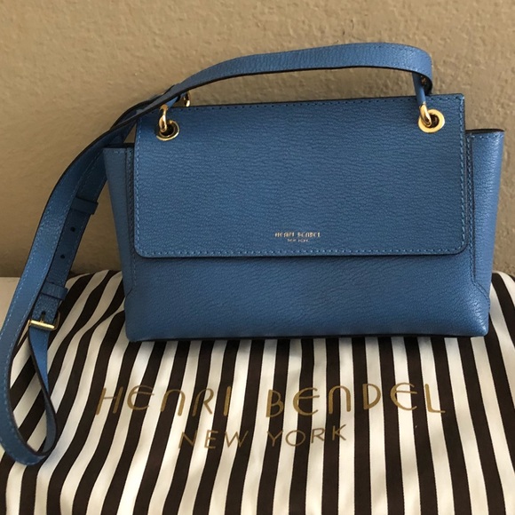 henri bendel Handbags - Henri Bendel Purse
